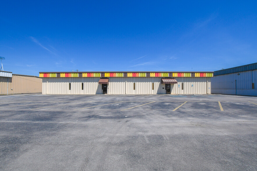 4812 Commercial Dr, Huntsville, AL en venta - Foto del edificio - Imagen 1 de 4