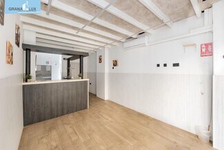 Más detalles de Calle Pintor Ismael de la Serna, 12, Granada - Local en venta