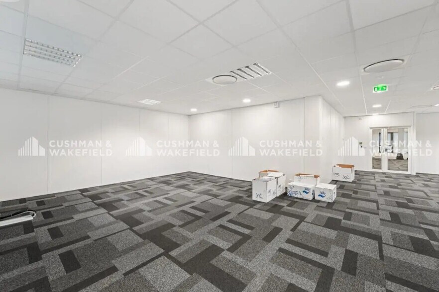 4 Rue Albert Dhalenne, Saint-Ouen-sur-Seine en alquiler - Foto del edificio - Imagen 2 de 7