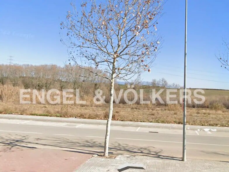 Terreno en Polinyà, Barcelona en venta - Foto del edificio - Imagen 3 de 3