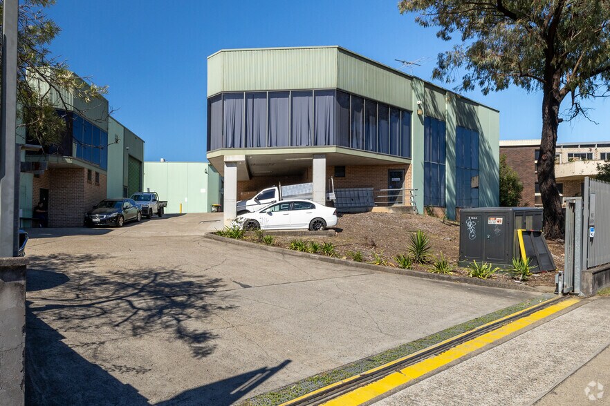 112 Benaroon Rd, Lakemba en alquiler - Foto del edificio - Imagen 2 de 4