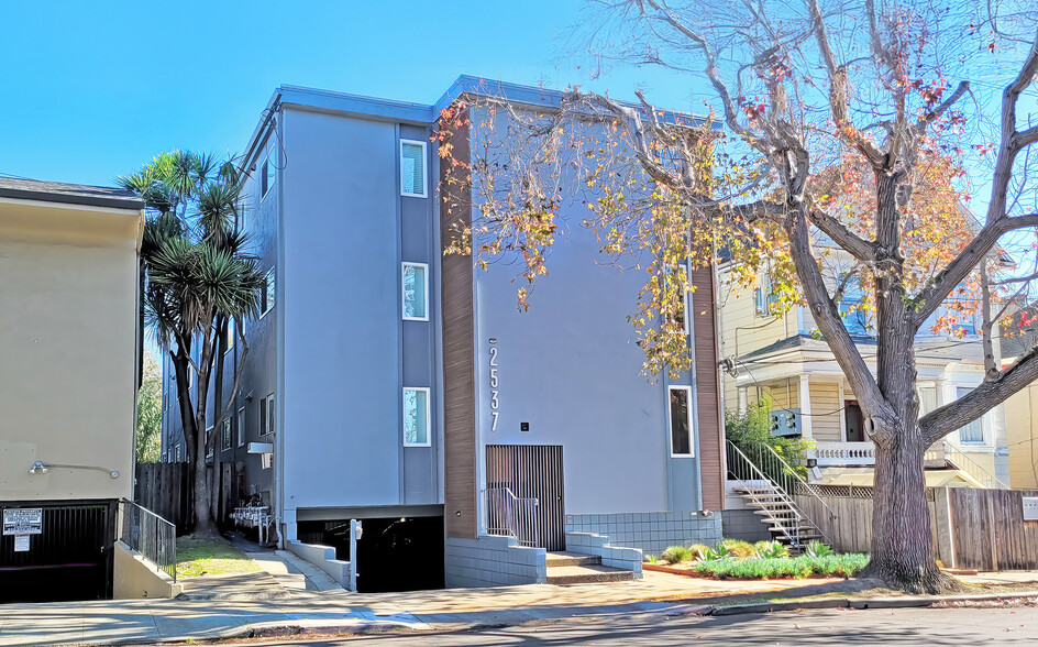 2537 Ellsworth St, Berkeley, CA en venta - Foto del edificio - Imagen 1 de 29