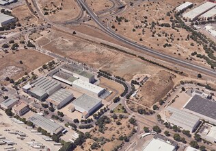 Avenida De Portugal, 9, Coslada, MAD - AÉREA  vista de mapa - Image1