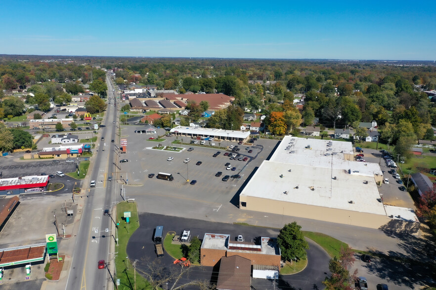 2612 Charlestown Rd, New Albany, IN en alquiler - Foto del edificio - Imagen 2 de 14