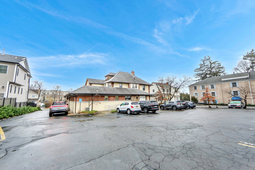 250 Kinderkamack Rd, Westwood, NJ en alquiler - Foto del edificio - Imagen 2 de 7