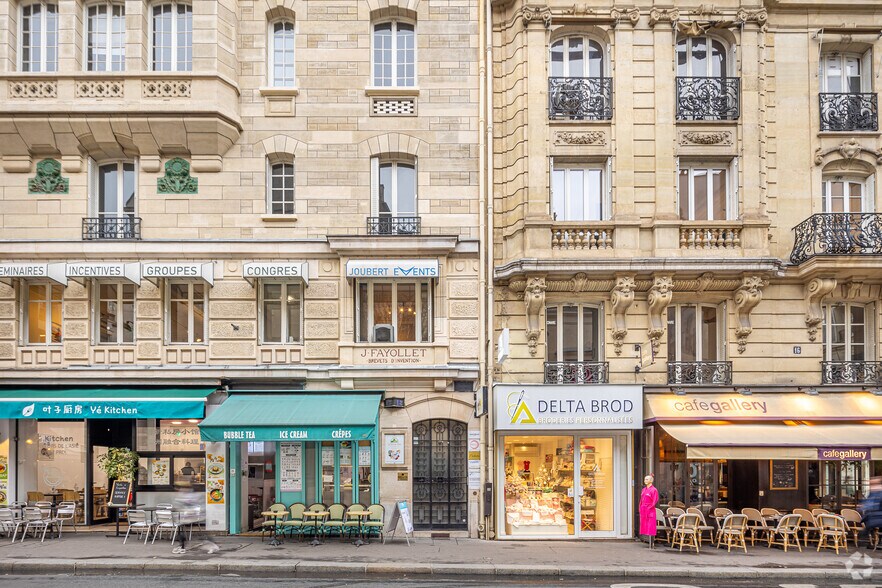 18 Rue De Mogador, Paris en alquiler - Foto del edificio - Imagen 3 de 3