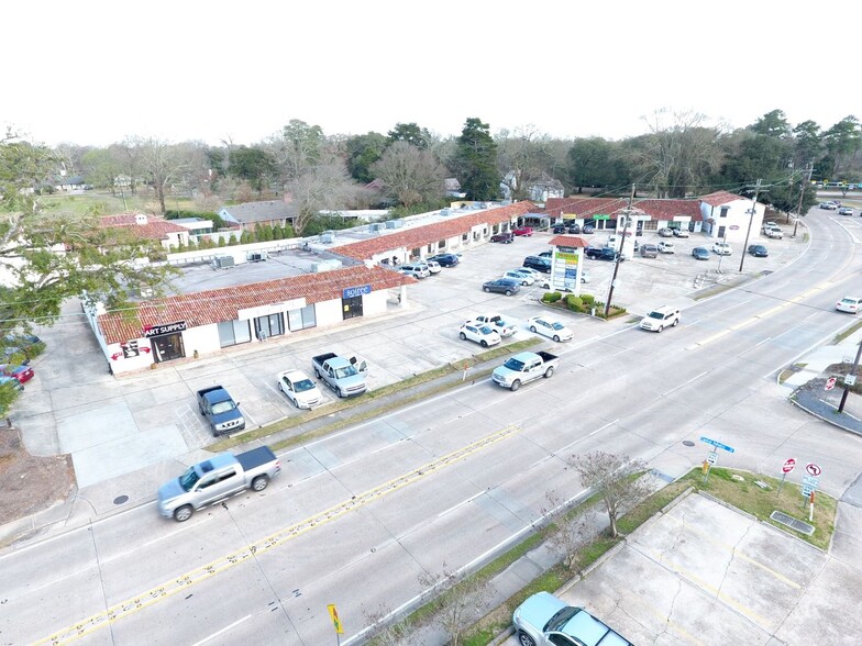 711 Jefferson Hwy, Baton Rouge, LA en alquiler - Foto del edificio - Imagen 1 de 5