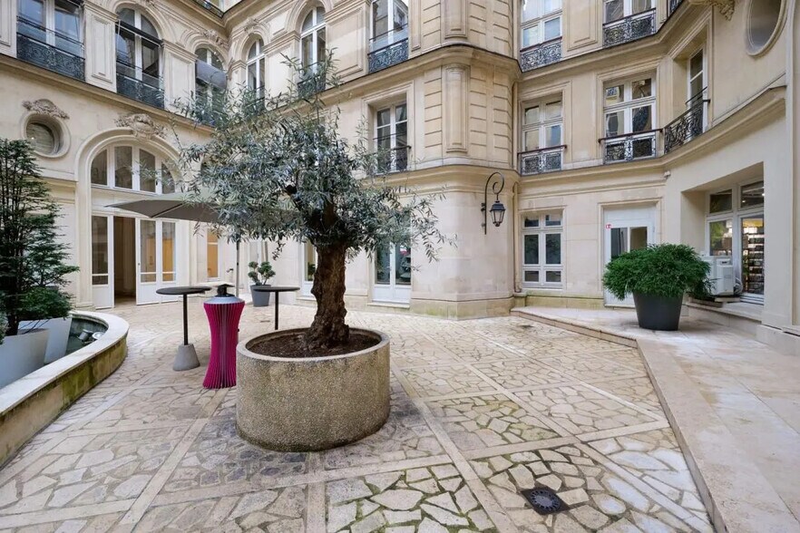 28 Rue De Mogador, Paris en alquiler - Foto del edificio - Imagen 2 de 8