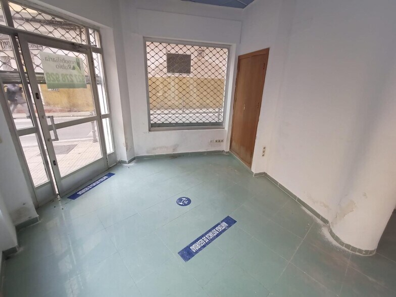 Local en Cáceres, Cáceres en venta - Foto del edificio - Imagen 2 de 11