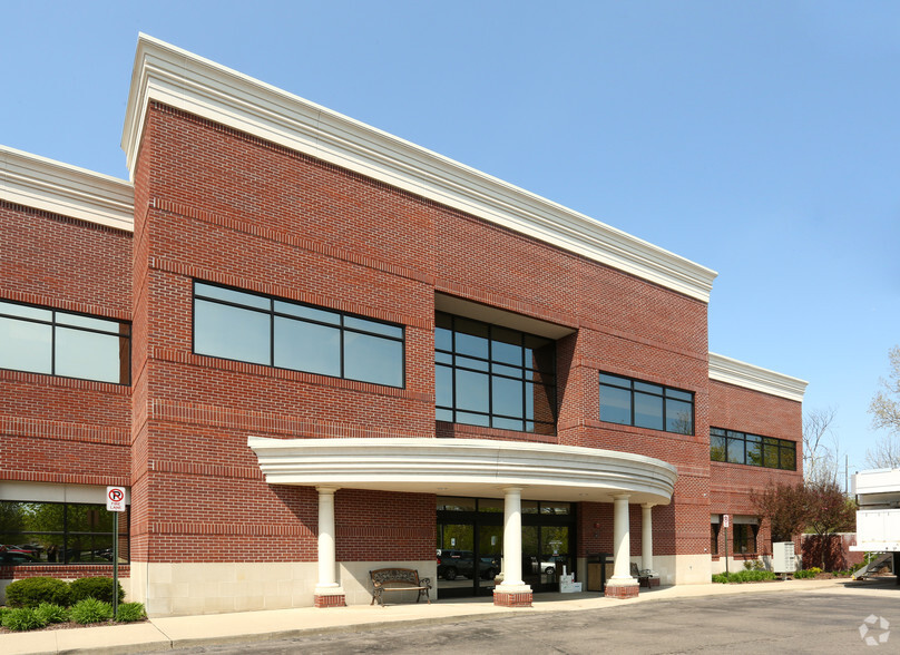 2050 N Haggerty Rd, Canton, MI en venta - Foto del edificio - Imagen 3 de 9