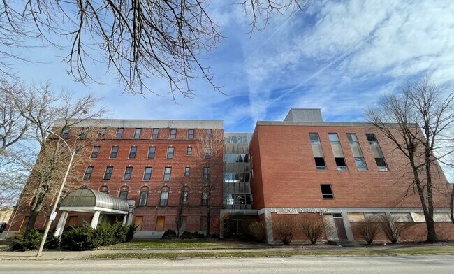 Más detalles de 239 S Cherry St, Galesburg, IL - Health Care para subasta