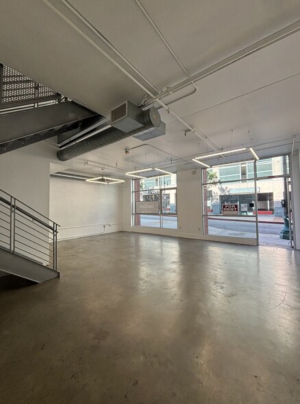 285 W 6th St, San Pedro, CA en venta - Foto del edificio - Imagen 1 de 1