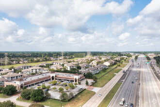 8650 N Sam Houston Pky E, Humble, TX - VISTA AÉREA  vista de mapa