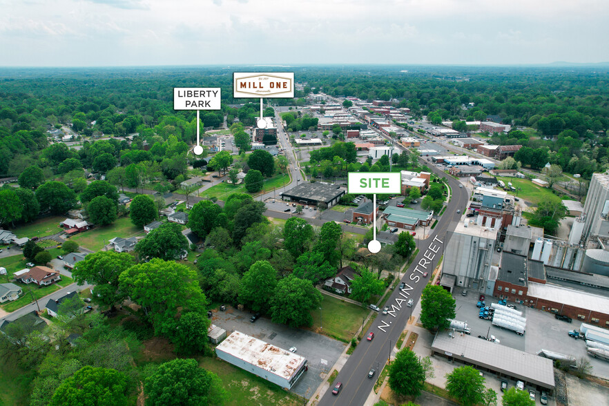 505 N Main St, Mooresville, NC en venta - Foto del edificio - Imagen 1 de 5