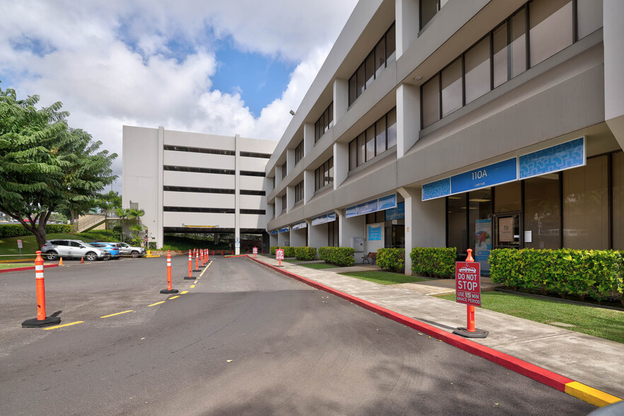 98-1247 Kaahumanu St, Aiea, HI en venta - Foto del edificio - Imagen 2 de 11