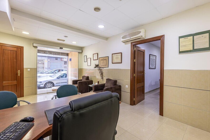 Oficina en Granada, Granada en venta - Foto del interior - Imagen 3 de 20