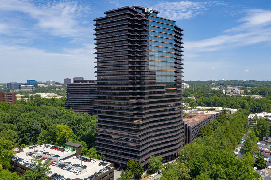 3 Ravinia Dr, Atlanta, GA en alquiler - Foto del edificio - Imagen 3 de 23