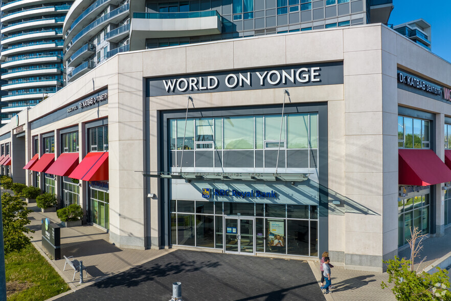 7163 Yonge St, Markham, ON en venta - Foto del edificio - Imagen 2 de 6