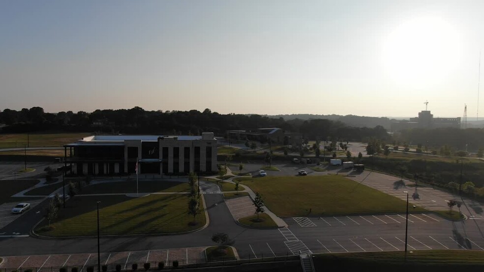 100 Highpoint Park Way, Braselton, GA en alquiler - Vídeo de anuncio comercial - Imagen 2 de 167