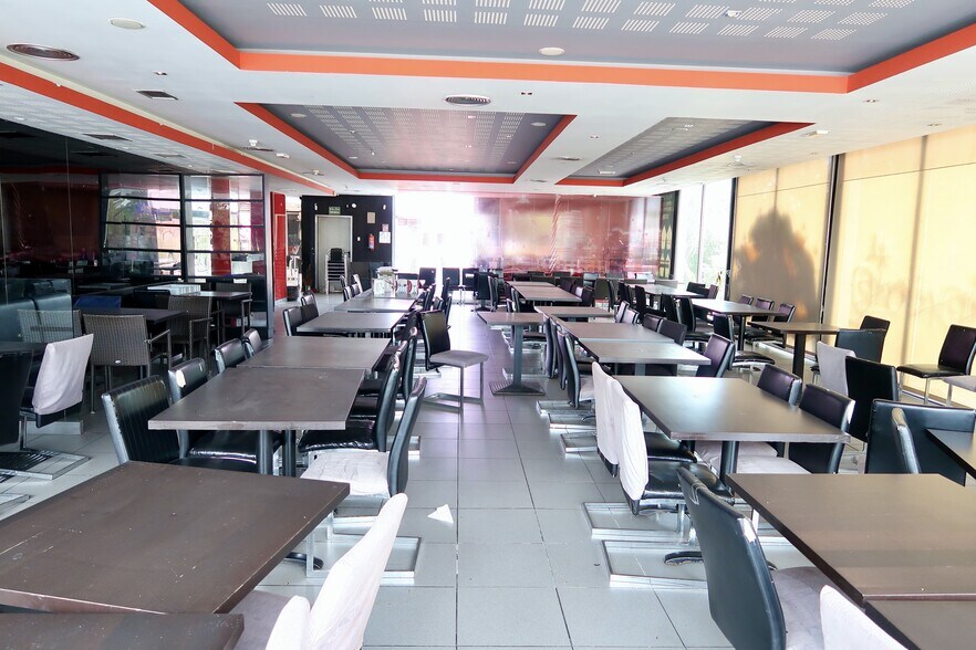 Calle Círculo Polar, 3, Torrejón de Ardoz, Madrid en venta - Foto principal - Imagen 3 de 10