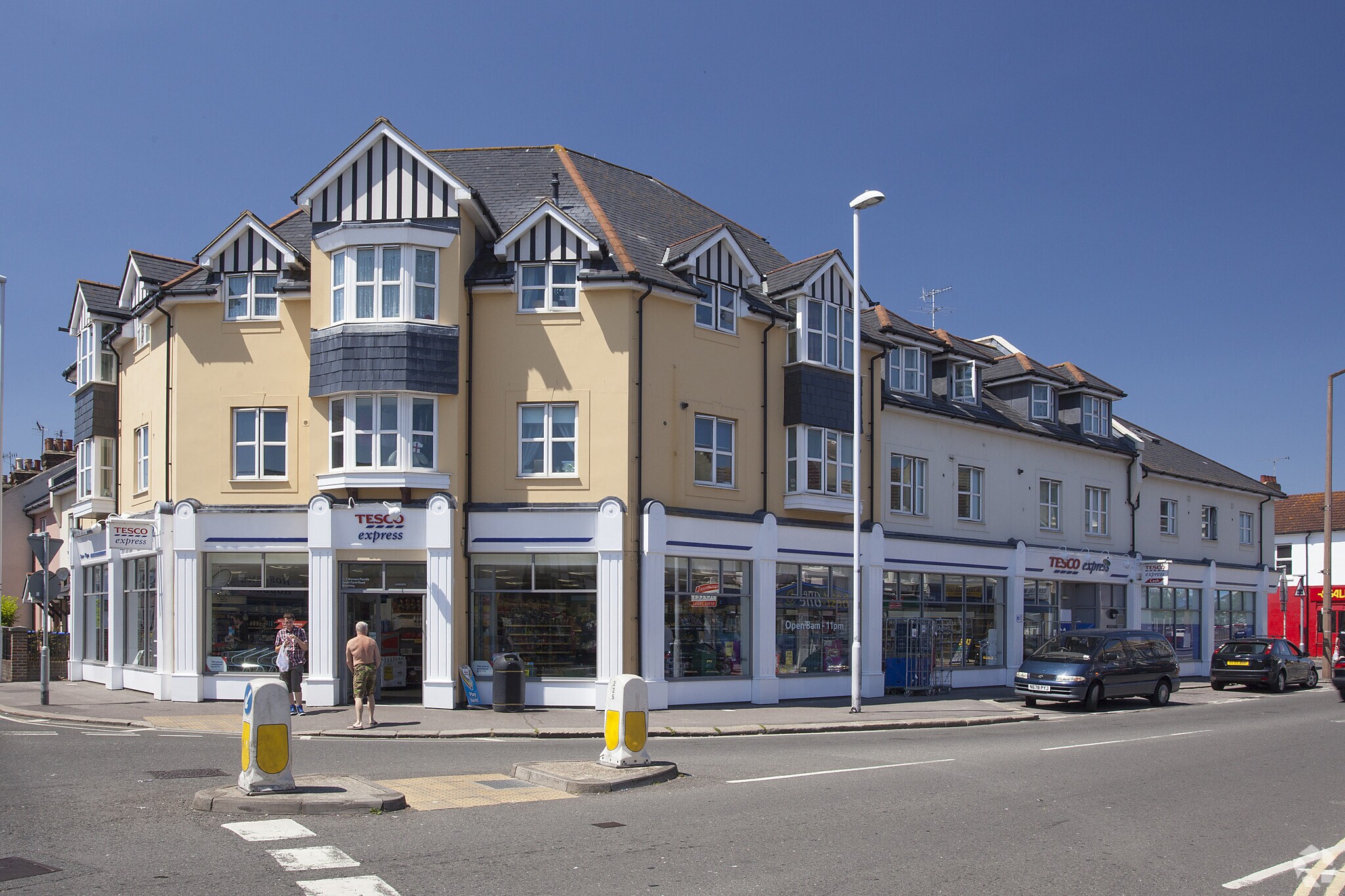 1-13 South Farm Rd, Worthing en venta Foto principal- Imagen 1 de 3