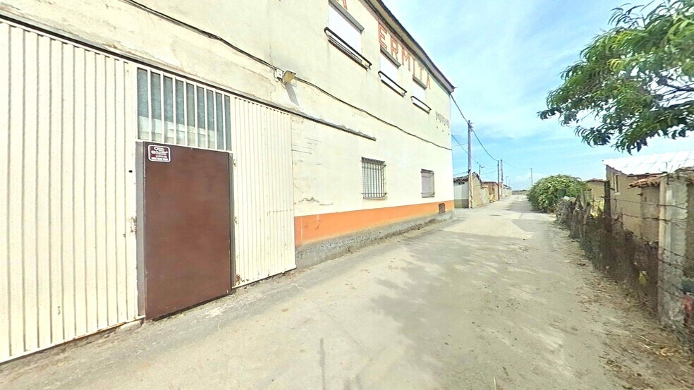 Local en Algemesí en venta - Foto del edificio - Imagen 1 de 33