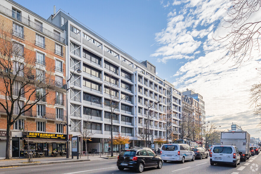 153 Avenue D'Italie, Paris en alquiler - Foto del edificio - Imagen 2 de 4