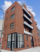 5-01 47th Rd, Long Island City, NY en alquiler Foto del edificio- Imagen 2 de 6