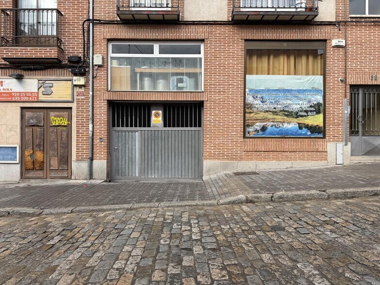 Edificio residencial en Ávila, Ávila en venta - Foto del edificio - Imagen 1 de 1