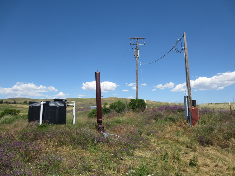 Camp 8 Road, Paso Robles, CA en venta - Foto del edificio - Imagen 2 de 12