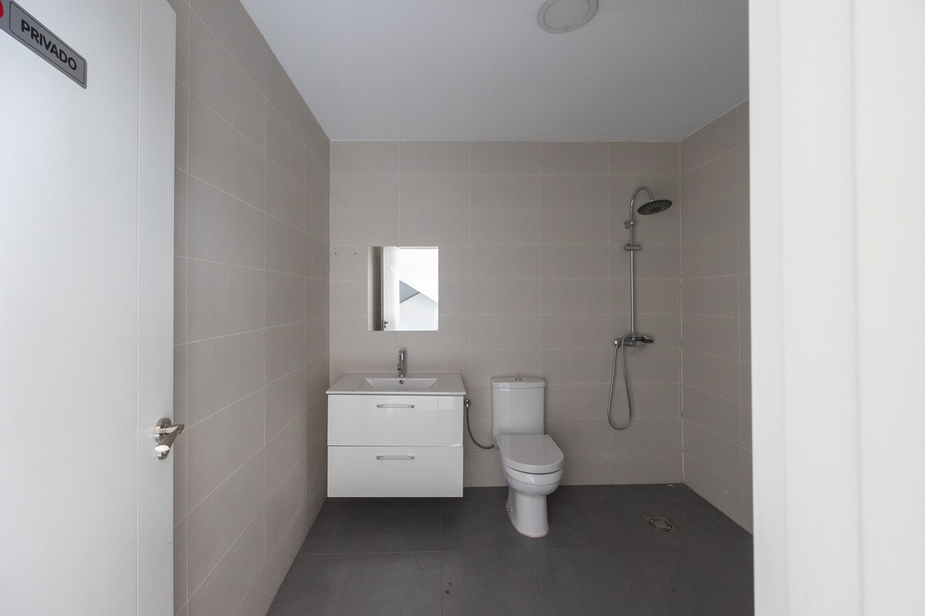 Avenida de Castilla, 9, San Fernando de Henares, MAD 28830 - - - Foto del interior - Image 2 of 55