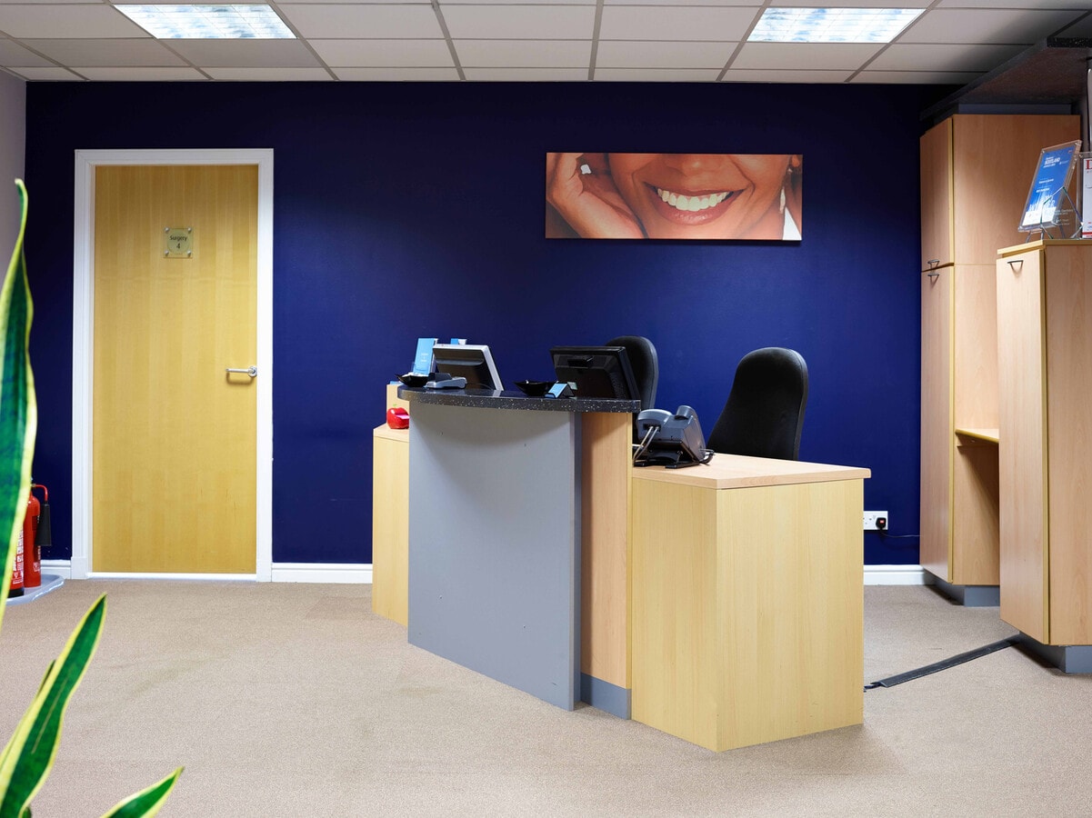 160-162 Union St, Aberdeen, ABE AB10 1QT - Unidad 160 - - Foto del interior - Image 1 of 6