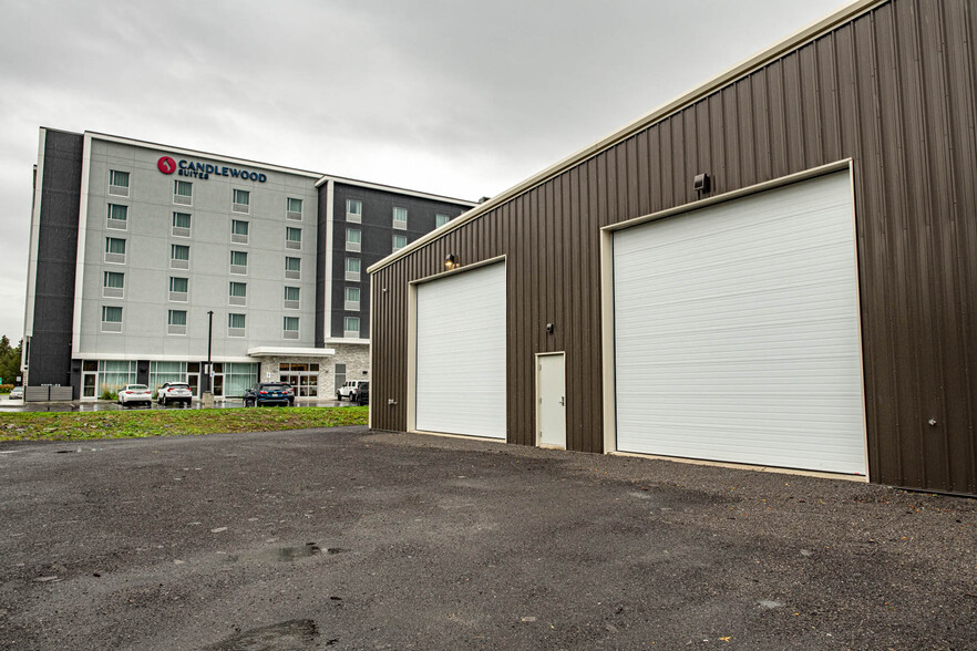 193 Resource Rd, Kingston, ON en alquiler - Foto del edificio - Imagen 2 de 9