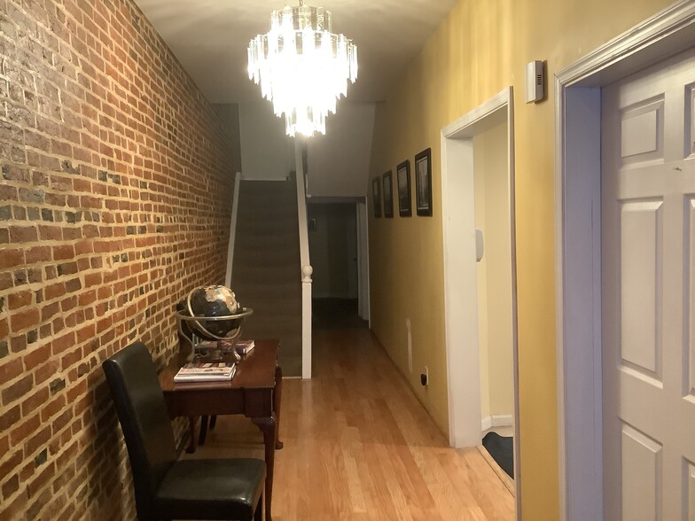 12 E Pleasant St, Baltimore, MD en venta - Foto del edificio - Imagen 3 de 10