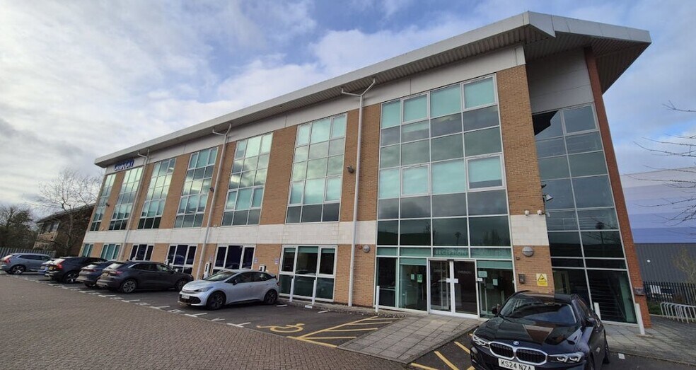 2 Opal Dr, Milton Keynes en venta - Foto del edificio - Imagen 1 de 6