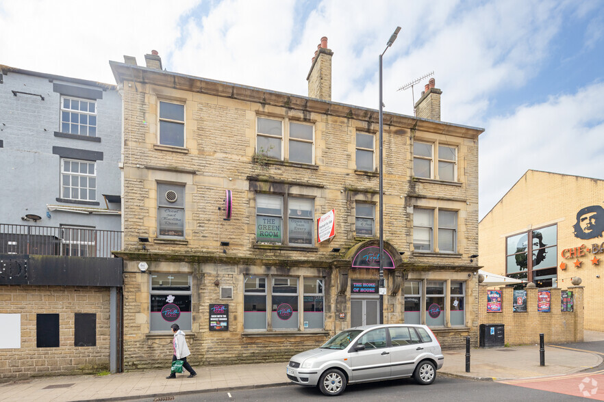 32 Peel St, Barnsley en venta - Foto del edificio - Imagen 2 de 2