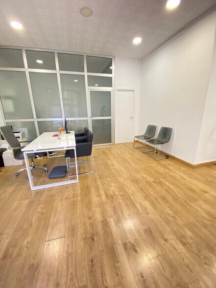 Local en Cieza en venta - Foto del interior - Imagen 3 de 5