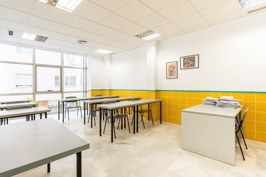 Oficina en El Ejido, Almería en venta - Foto del edificio - Imagen 2 de 15