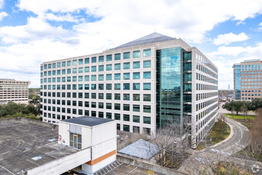 3010 Briarpark Dr, Houston, TX en alquiler - Foto del edificio - Imagen 2 de 13