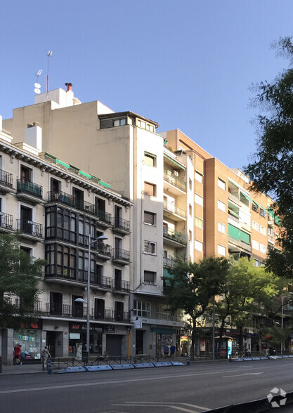 Calle Bravo Murillo, 209, Madrid, Madrid en alquiler - Foto del edificio - Imagen 1 de 2