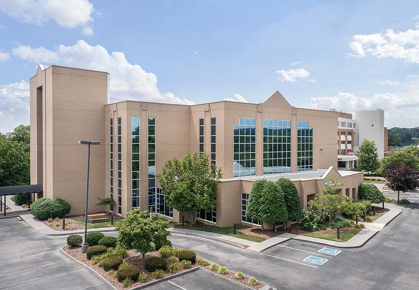 105 W Park Dr, Kingsport, TN en alquiler - Foto del edificio - Imagen 1 de 13