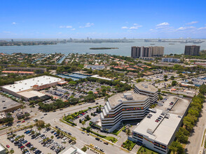 12000 Biscayne Blvd, Miami, FL - vista aérea  vista de mapa - Image1