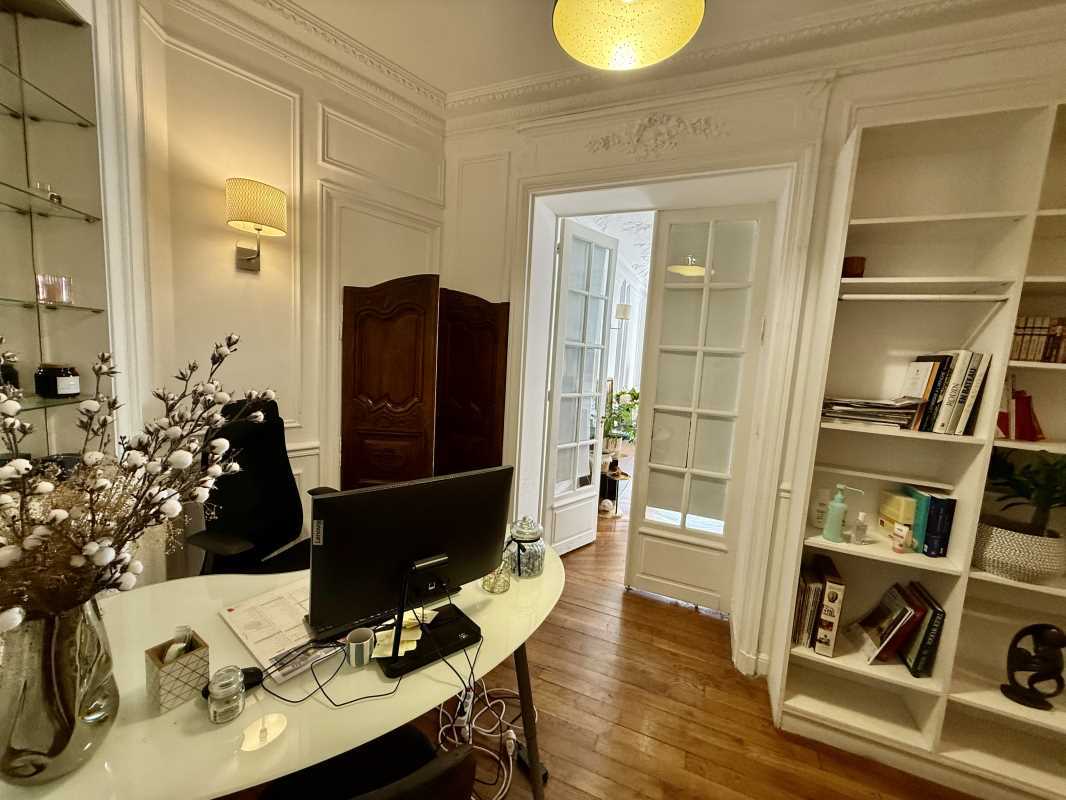 4 Rue Gustave Flaubert, Paris en alquiler Foto del interior- Imagen 1 de 11