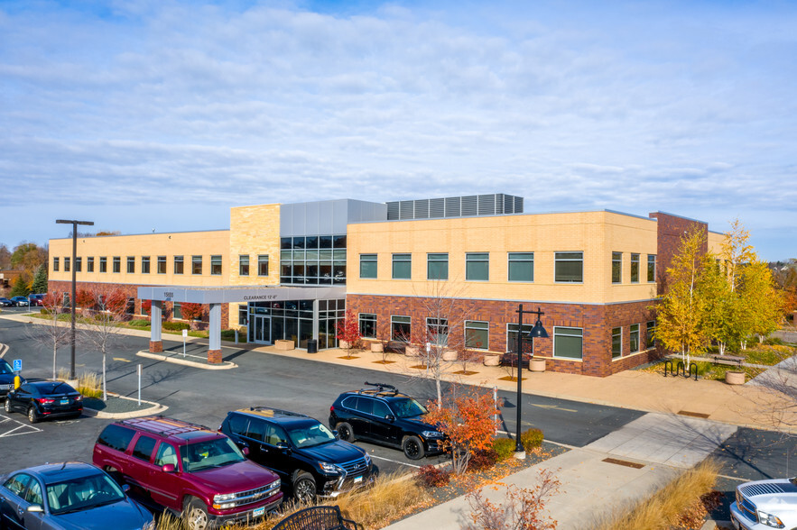 15655 37th Ave N, Plymouth, MN en alquiler - Foto del edificio - Imagen 1 de 7