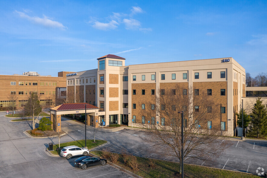 160 N Eagle Creek Dr, Lexington, KY en alquiler - Foto del edificio - Imagen 2 de 20