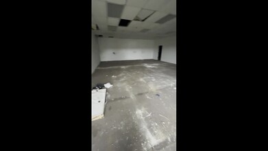 3107 Center, Warsaw, IN en alquiler - Vídeo de anuncio comercial 