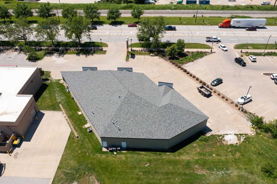 2411 2nd St, Coralville, IA en alquiler - Foto del edificio - Imagen 3 de 16