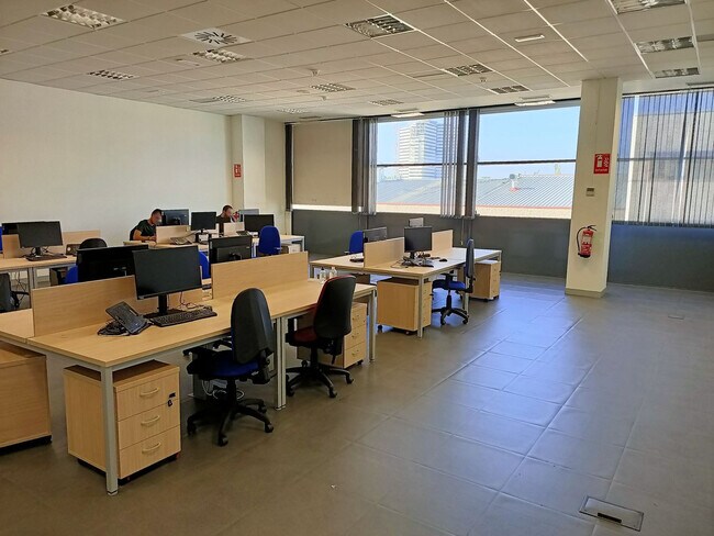 Más detalles de Oficina en alquiler