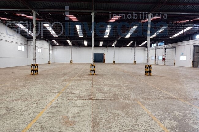 Más detalles de Carrer Ciudad de Sevilla, 61, Paterna - Nave en alquiler