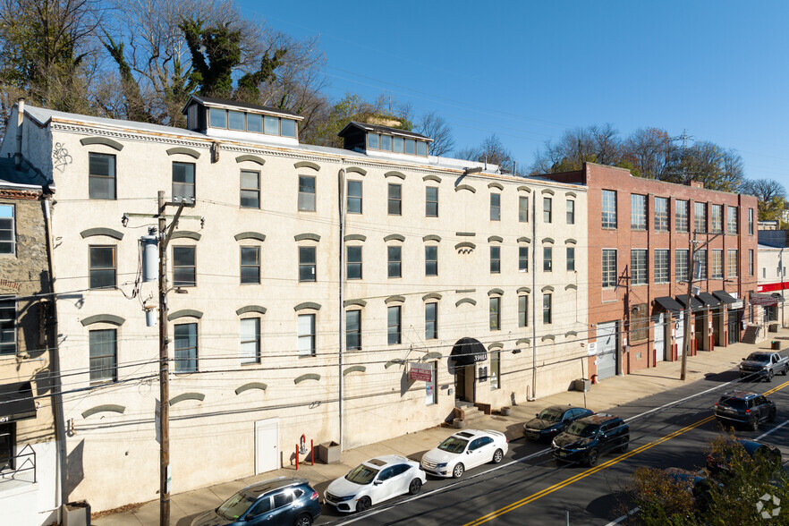 3901 Main St, Philadelphia, PA en alquiler - Foto del edificio - Imagen 2 de 6